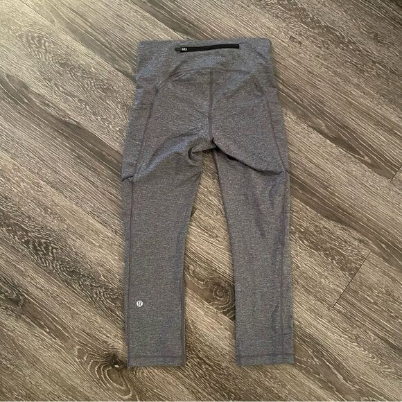 Lululemon Speed Up Tight - Picture 4 of 6